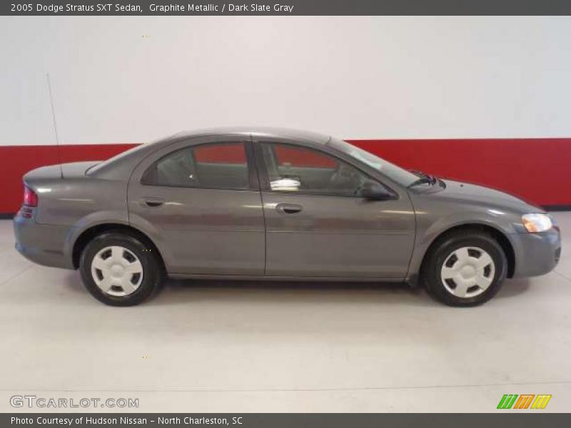 Graphite Metallic / Dark Slate Gray 2005 Dodge Stratus SXT Sedan