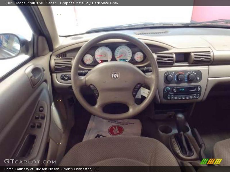 Graphite Metallic / Dark Slate Gray 2005 Dodge Stratus SXT Sedan