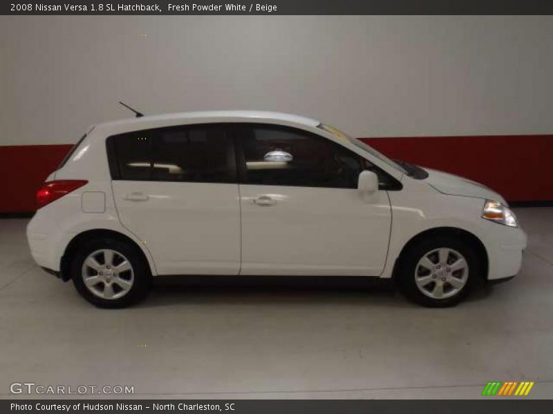 Fresh Powder White / Beige 2008 Nissan Versa 1.8 SL Hatchback