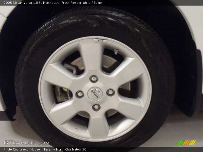 Fresh Powder White / Beige 2008 Nissan Versa 1.8 SL Hatchback