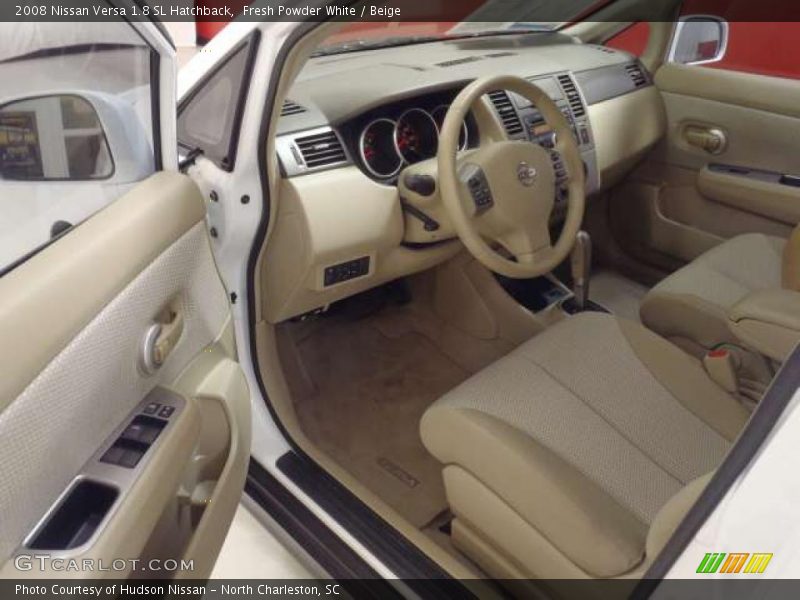 Fresh Powder White / Beige 2008 Nissan Versa 1.8 SL Hatchback