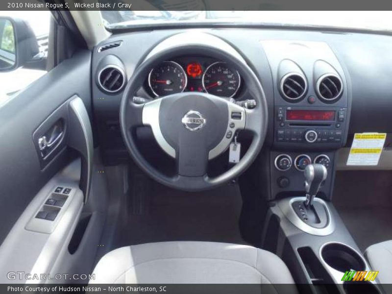 Wicked Black / Gray 2010 Nissan Rogue S