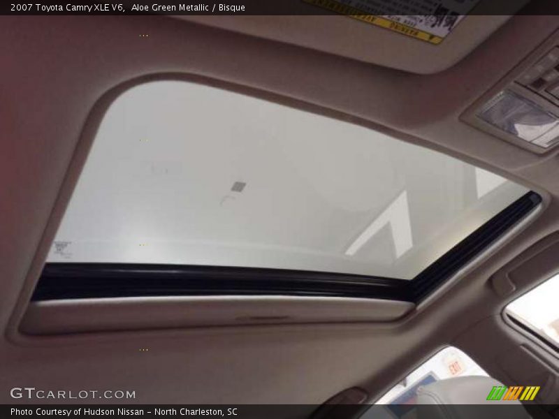 Aloe Green Metallic / Bisque 2007 Toyota Camry XLE V6