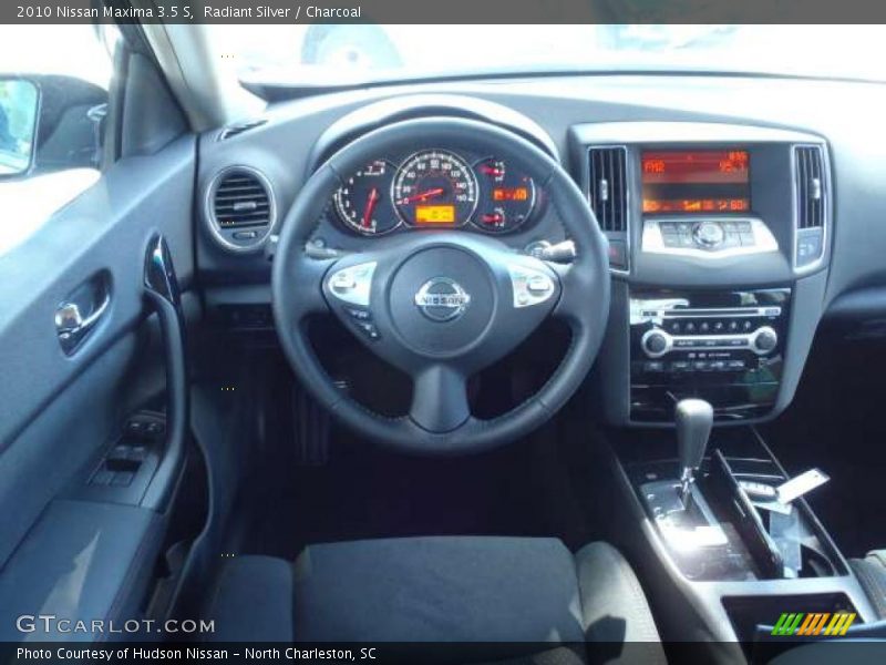 Radiant Silver / Charcoal 2010 Nissan Maxima 3.5 S