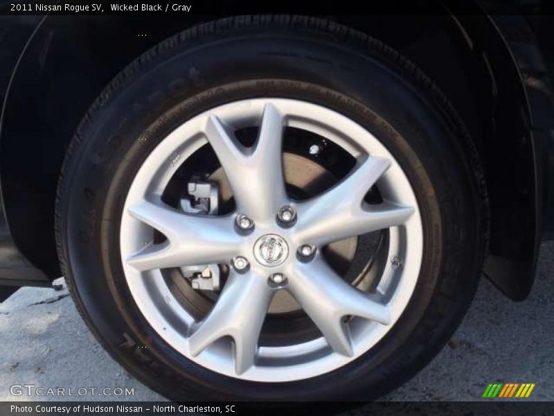 Wicked Black / Gray 2011 Nissan Rogue SV