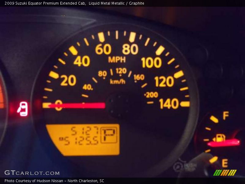 Liquid Metal Metallic / Graphite 2009 Suzuki Equator Premium Extended Cab