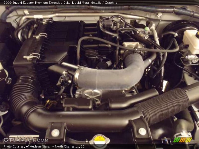 Liquid Metal Metallic / Graphite 2009 Suzuki Equator Premium Extended Cab
