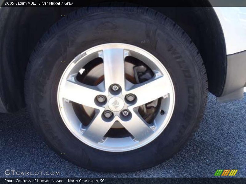 Silver Nickel / Gray 2005 Saturn VUE