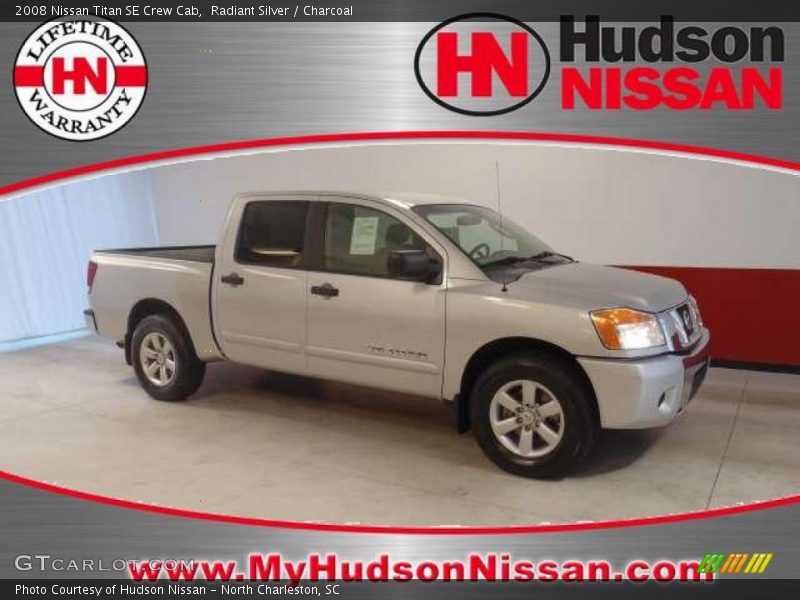 Radiant Silver / Charcoal 2008 Nissan Titan SE Crew Cab