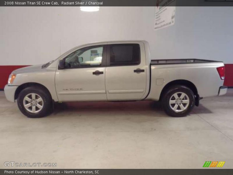 Radiant Silver / Charcoal 2008 Nissan Titan SE Crew Cab