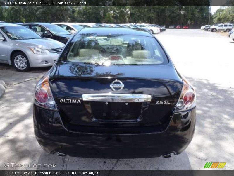 Super Black / Blond 2010 Nissan Altima 2.5 SL
