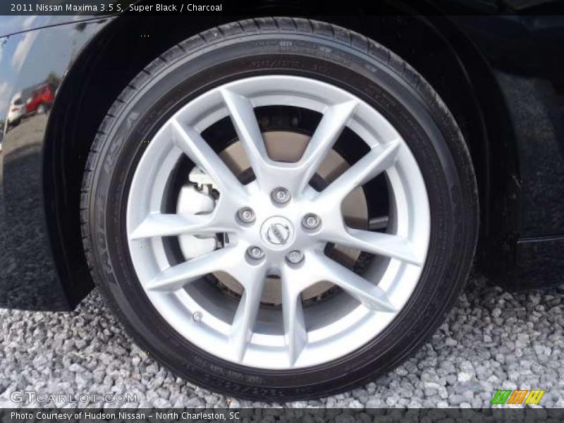 Super Black / Charcoal 2011 Nissan Maxima 3.5 S