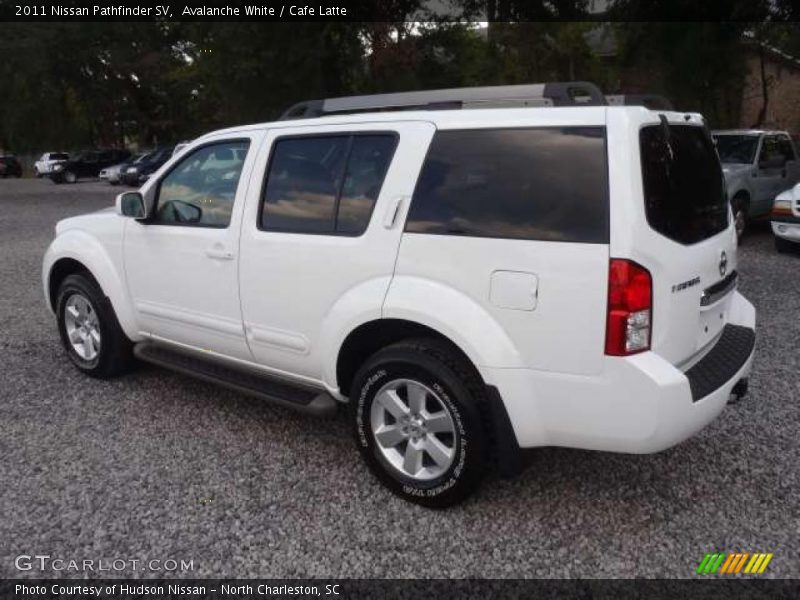 Avalanche White / Cafe Latte 2011 Nissan Pathfinder SV