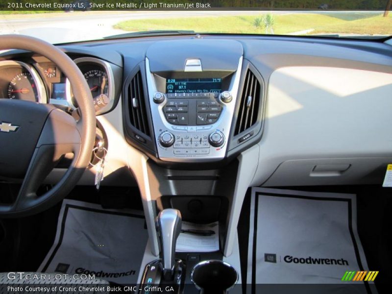 Silver Ice Metallic / Light Titanium/Jet Black 2011 Chevrolet Equinox LS