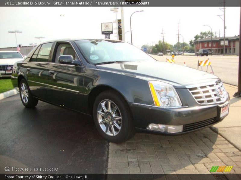 Gray Flannel Metallic / Titanium/Dark Titanium Accents 2011 Cadillac DTS Luxury