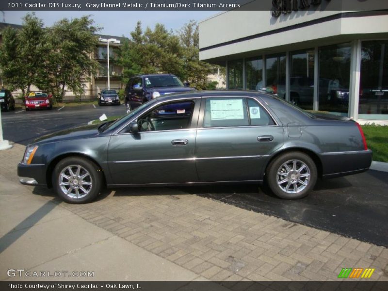 Gray Flannel Metallic / Titanium/Dark Titanium Accents 2011 Cadillac DTS Luxury