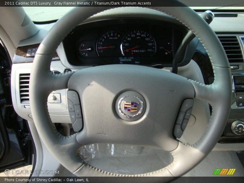 Gray Flannel Metallic / Titanium/Dark Titanium Accents 2011 Cadillac DTS Luxury