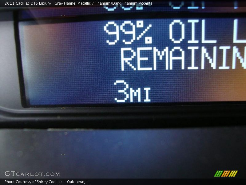 Gray Flannel Metallic / Titanium/Dark Titanium Accents 2011 Cadillac DTS Luxury