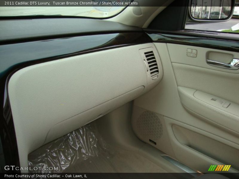 Tuscan Bronze ChromFlair / Shale/Cocoa Accents 2011 Cadillac DTS Luxury