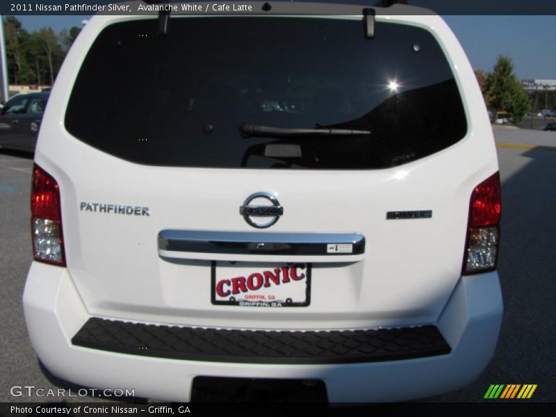 Avalanche White / Cafe Latte 2011 Nissan Pathfinder Silver