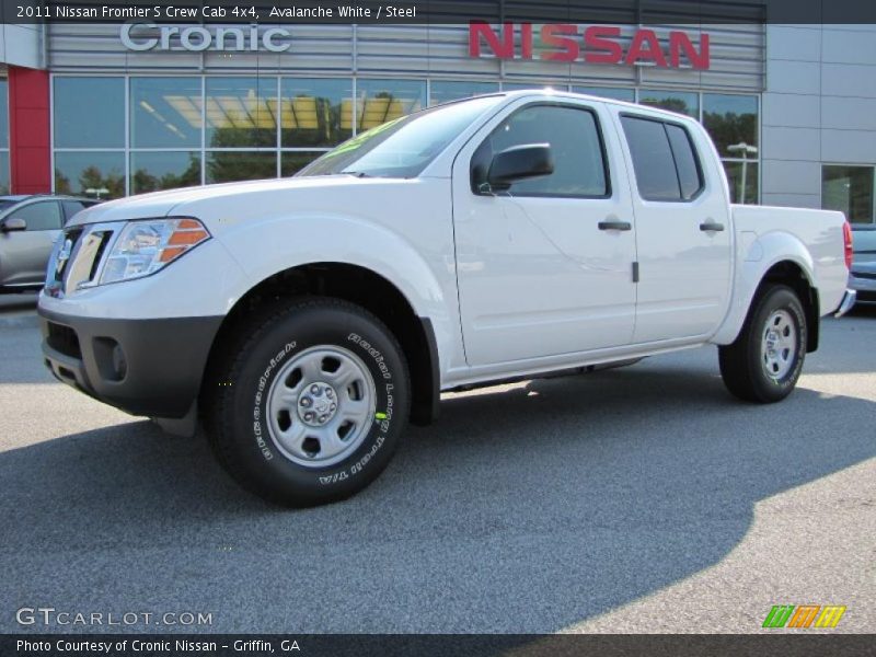 Avalanche White / Steel 2011 Nissan Frontier S Crew Cab 4x4