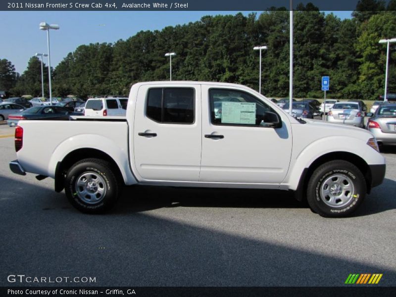 Avalanche White / Steel 2011 Nissan Frontier S Crew Cab 4x4