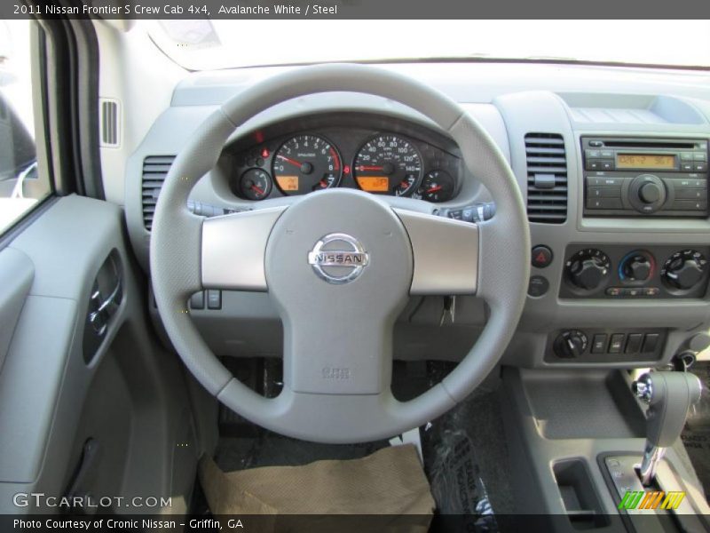 Avalanche White / Steel 2011 Nissan Frontier S Crew Cab 4x4