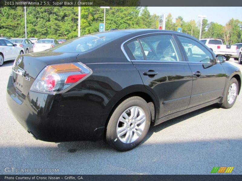 Super Black / Charcoal 2011 Nissan Altima 2.5 S