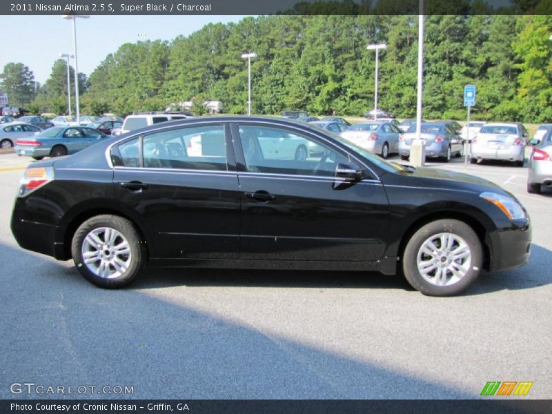 Super Black / Charcoal 2011 Nissan Altima 2.5 S