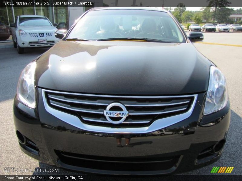 Super Black / Charcoal 2011 Nissan Altima 2.5 S
