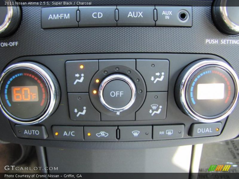 Super Black / Charcoal 2011 Nissan Altima 2.5 S
