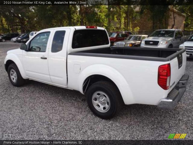 Avalanche White / Steel 2010 Nissan Frontier XE King Cab