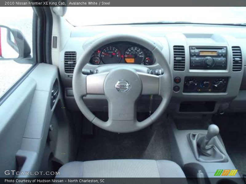 Avalanche White / Steel 2010 Nissan Frontier XE King Cab