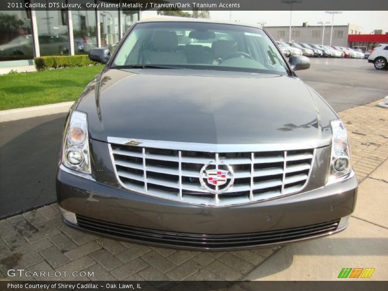Gray Flannel Metallic / Titanium/Dark Titanium Accents 2011 Cadillac DTS Luxury