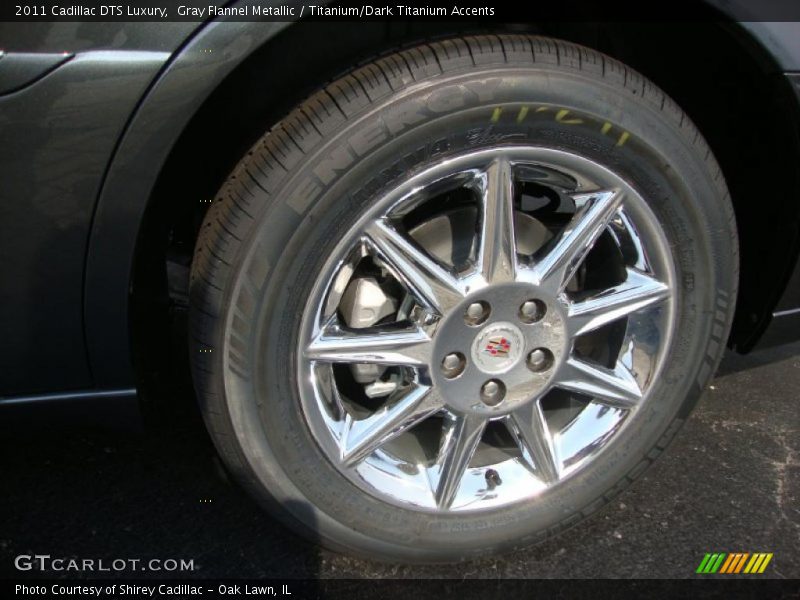 Gray Flannel Metallic / Titanium/Dark Titanium Accents 2011 Cadillac DTS Luxury