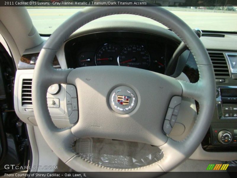 Gray Flannel Metallic / Titanium/Dark Titanium Accents 2011 Cadillac DTS Luxury