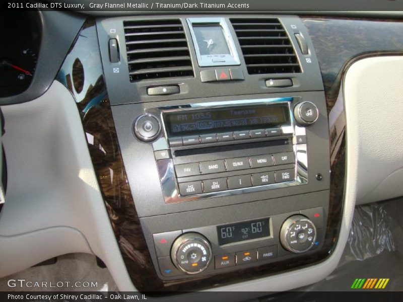 Gray Flannel Metallic / Titanium/Dark Titanium Accents 2011 Cadillac DTS Luxury
