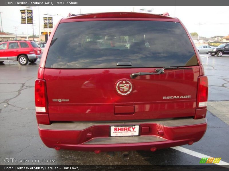 Red E / Shale 2005 Cadillac Escalade AWD