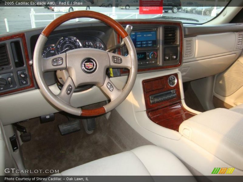 Red E / Shale 2005 Cadillac Escalade AWD