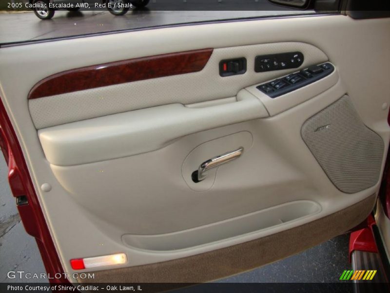 Red E / Shale 2005 Cadillac Escalade AWD