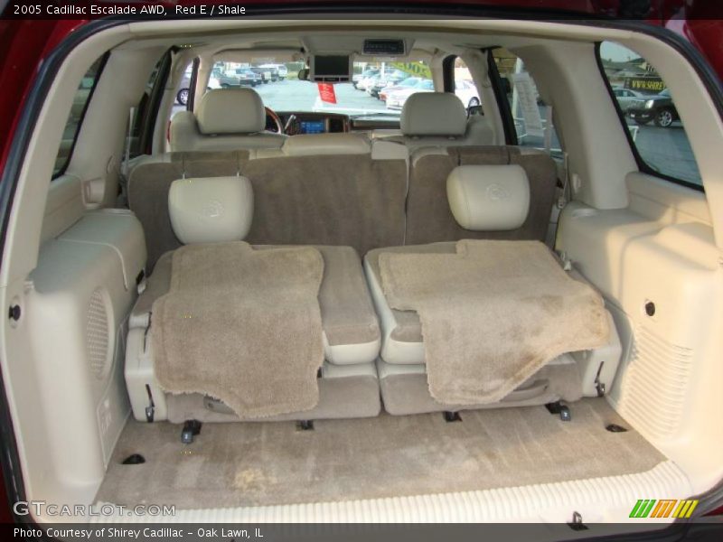Red E / Shale 2005 Cadillac Escalade AWD