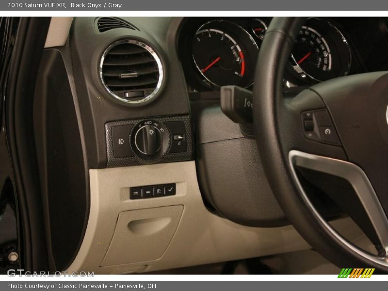 Black Onyx / Gray 2010 Saturn VUE XR