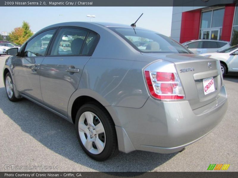 Magnetic Gray / Charcoal 2009 Nissan Sentra 2.0