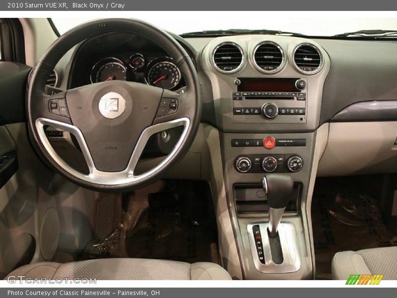 Black Onyx / Gray 2010 Saturn VUE XR