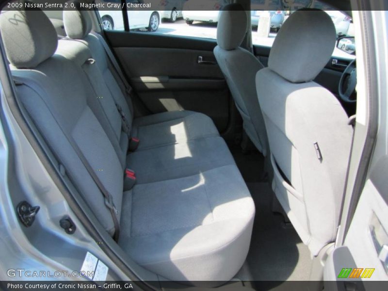 Magnetic Gray / Charcoal 2009 Nissan Sentra 2.0