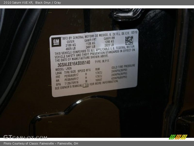Black Onyx / Gray 2010 Saturn VUE XR