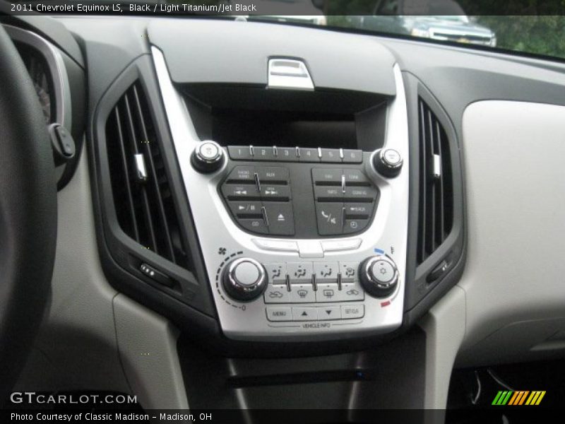 Black / Light Titanium/Jet Black 2011 Chevrolet Equinox LS