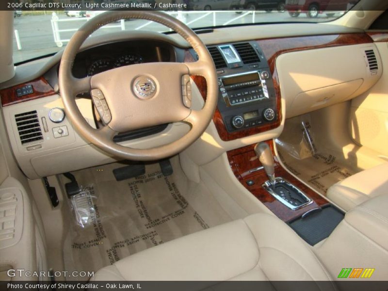 Light Cashmere Metallic / Cashmere 2006 Cadillac DTS Luxury