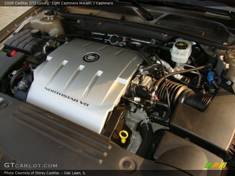 Light Cashmere Metallic / Cashmere 2006 Cadillac DTS Luxury