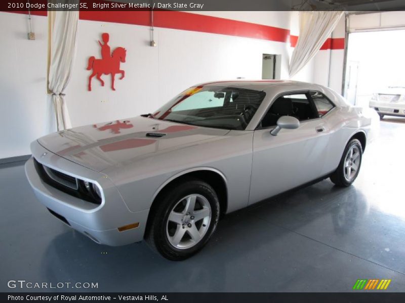 Bright Silver Metallic / Dark Slate Gray 2010 Dodge Challenger SE